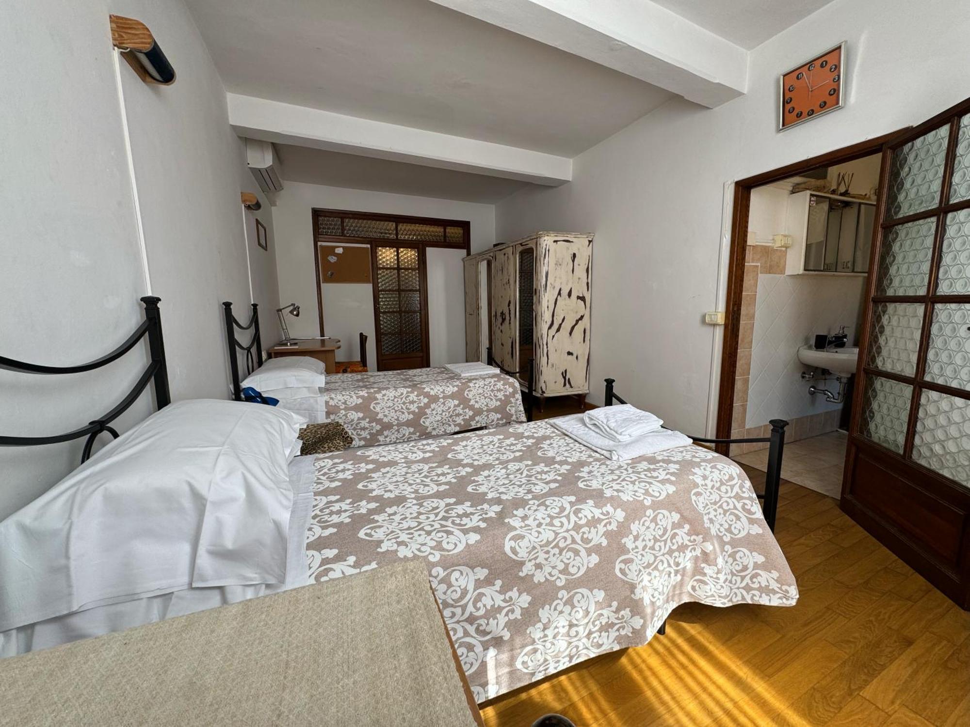 Ferienwohnung Giulio In Santo Spirito Florenz Exterior foto